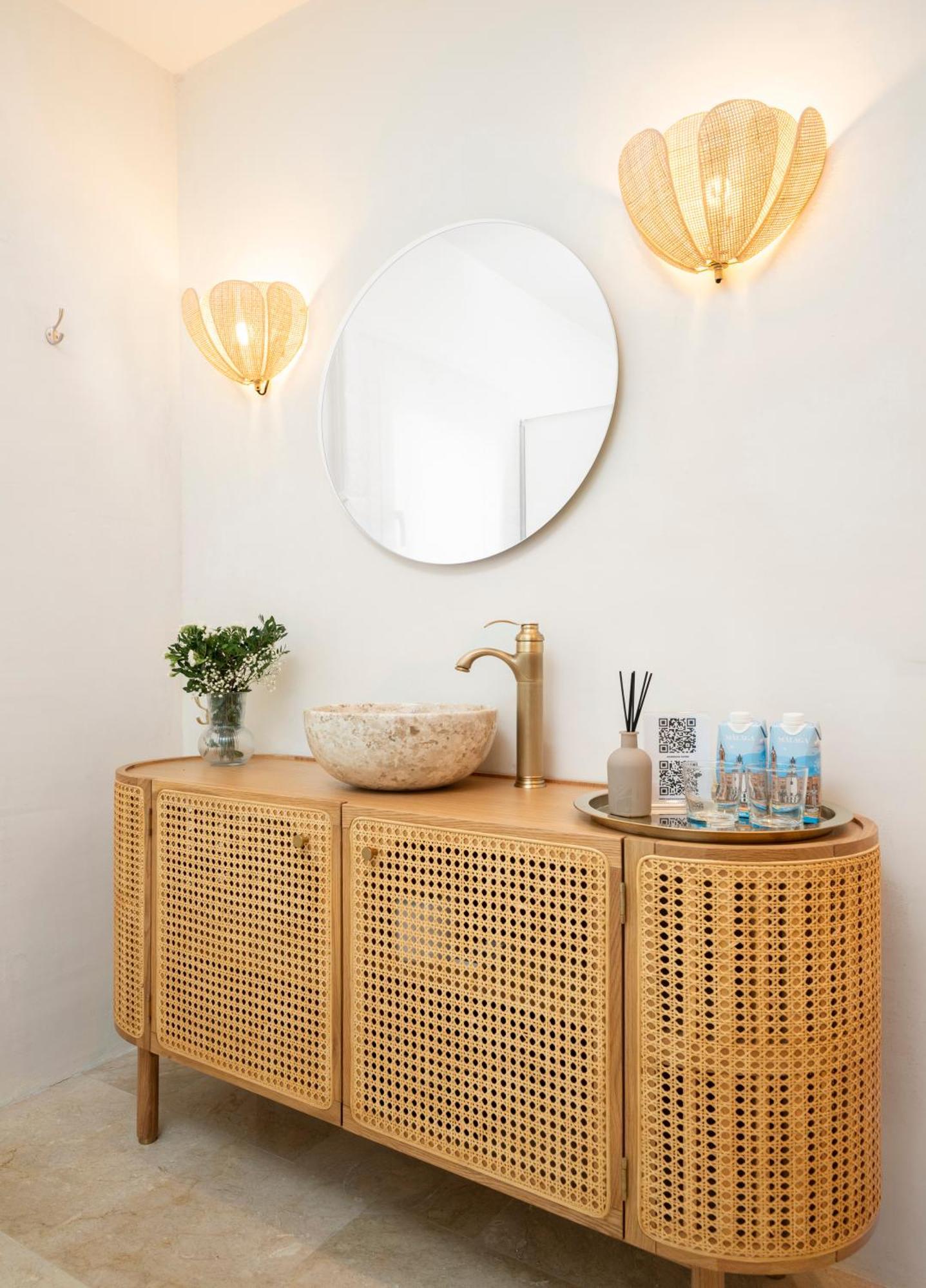 Puerta De La Axarquia Boutique Hotel *