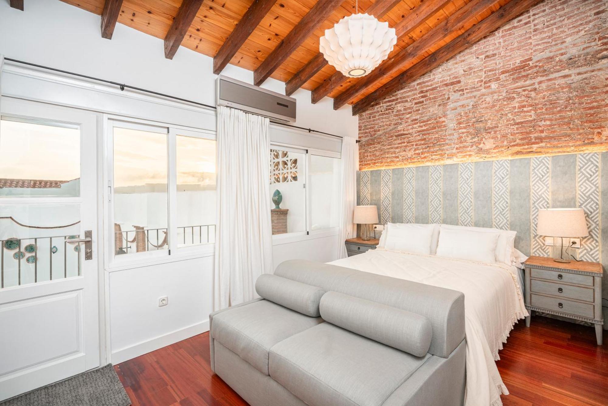 Hotel Puerta De La Axarquia Boutique *